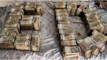 ED raids 25 locations in Rajasthan and Gujarat, 2.04 crore cash recovered