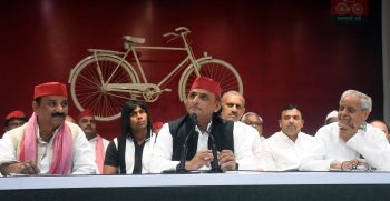 Akhilesh Yadav's scathing attack on BJP, said- BJP is turning faith into a business
