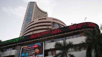 Bombay Stock Exchange threatened to be bombed at 3 pm, told - 4 RDX IEDs have been placed