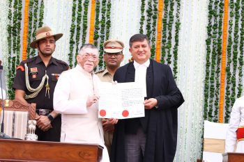 Hon'ble Governor administered the oath of office of Chief Justice of Jharkhand High Court to Hon'ble Justice Shri Tarlok Singh Chauhan