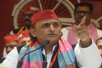 SP President Akhilesh Yadav turns 52, CM Yogi and Mayawati wish him on his birthday