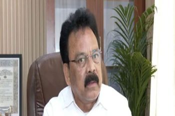 Shashi Tharoor should speak only on burning issues of the country, should not sing praises of the government Sukhdev Bhagat