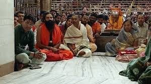 Yoga Guru Ramdev in the refuge of Baba Mahakal He was seen immersed in the devotion of God in Nandi Hall, worshiped with rituals