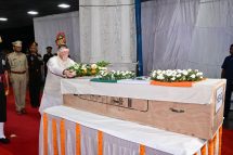 Honorable Governor Shri Santosh Kumar Gangwar and Honorable Chief Minister Shri Hemant Soren paid heartfelt tribute to martyr Agniveer Neeraj Kumar Chaudhary