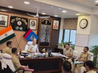 IG Manoj Kaushik held a review meeting on security arrangements for Durga Puja in Ranchi.