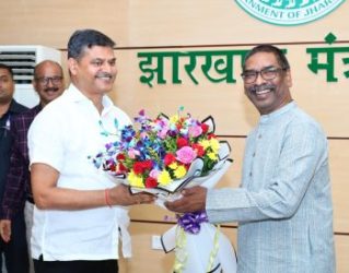 State's new Chief Secretary Mr. Avinash Kumar took over