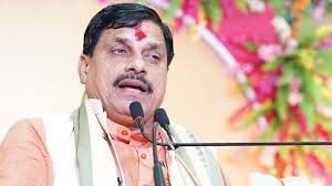 You have the Sudarshan Chakra in your hand, all nefarious alliances…,” CM Dr. Mohan asked for votes for the NDA, saying – this is the right time to settle the score.