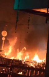 8 killed and several injured in car explosion near Red Fort in Delhi