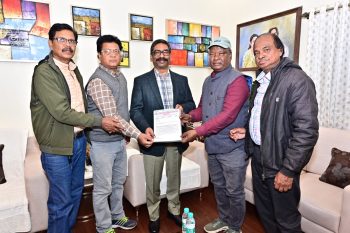 A delegation from the All India Santhali Writers Association and the Jaherthan Committee paid a courtesy call on Chief Minister Hemant Soren.