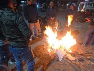 District administration active amid increasing cold, extensive arrangements for bonfires at necessary places in the district