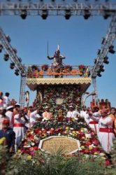 Union Minister Jyotiraditya Scindia unveiled a 25-foot-tall statue of Chhatrapati Shivaji Maharaj in Athani.