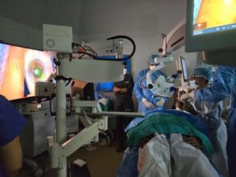 Army Hospital (R&R) performs the first 3D Flex Aqueous Angiography with iStent in India.