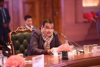 Union Minister Nitin Gadkari held a review meeting regarding national highways.
