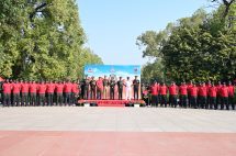 Army Chief General Upendra Dwivedi hoisted the flag during the Bharat Ranbhoomi Darshan campaign.
