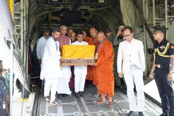 The sacred Devnimori relics of Lord Buddha arrived in Sri Lanka with full state honors.