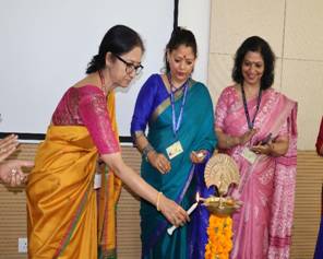 Controller General of Communication Accounts Smt. Vandana Gupta inaugurated the North Regional Review Meeting