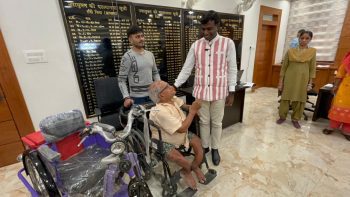 Ranchi DC Mr. Manjunath Bhajantri's Firmness and Sensitivity on Display at the Janata Darbar