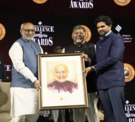 Shri Ramnath Goenka demonstrated the power of silence by publishing blank editorials during the Emergency.