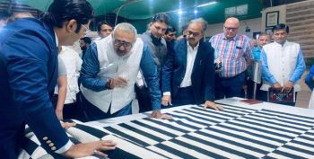 Union Textiles Minister Shri Giriraj Singh Visits Agra;Reviews Carpet, Handicrafts, Footwear, and Technical Textiles Sectors