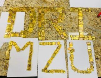 DRI Mumbai Busts Gold Smuggling Racket Under 'Operation Dahabu Blitz'; Approximately 30 kg of Gold (Valued at ₹38 Crore) Seized, 24 Female Carriers Arrested.