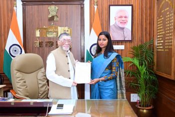 Former MLA Amba Prasad met with Governor Santosh Kumar Gangwar and submitted a memorandum regarding a serious incident that occurred within the jurisdiction of the Vishnugarh Police Station.