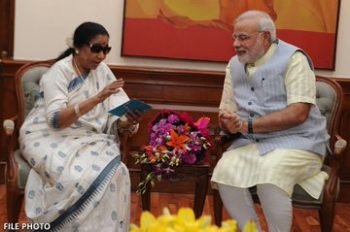The Prime Minister expressed condolences on the passing of the distinguished and versatile singer, Asha Bhosle.
