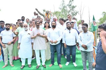 Chief Minister Shri Hemant Soren paid a heartfelt tribute to the late Durga Soren, a leading figure of the Jharkhand movement.