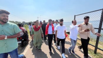Inspection of Chhath ghats; Ranchi DC issues directives regarding cleanliness, security, and facilities