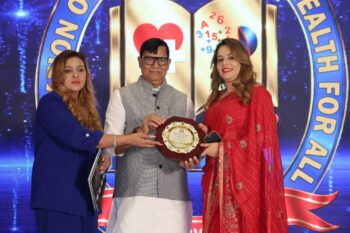 Swinky Mehta shines in the modeling and fashion industry; receives 'Best Model' award from Kiara Advani